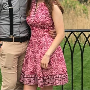 Roz & Ali Pink Patterned Jewel Neckline w/ V-Neck Cut Skater Dress Size 4 Petite